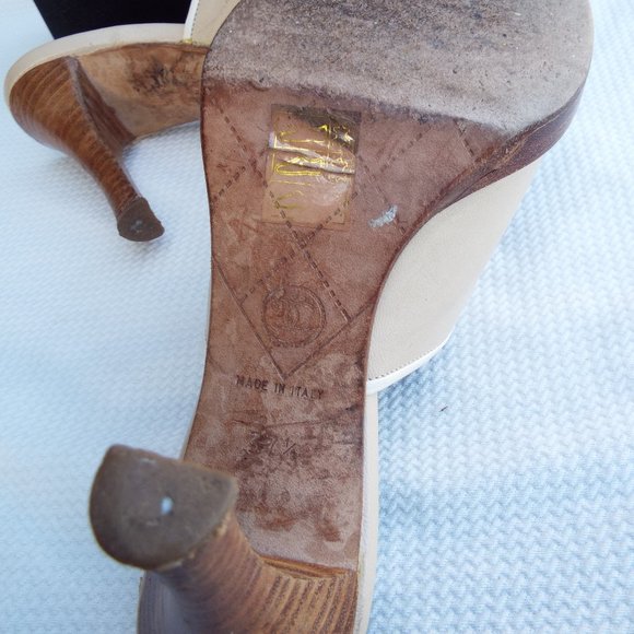 Chanel Vintage CC Turn Lock Accent Slip-On Sandals - Picture 4 of 8